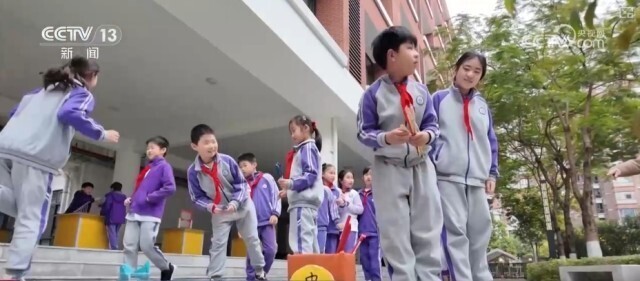 在对阵勇士